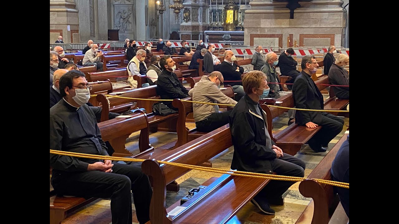 Il ritiro con i preti in cattedrale - Chiesa di Bologna