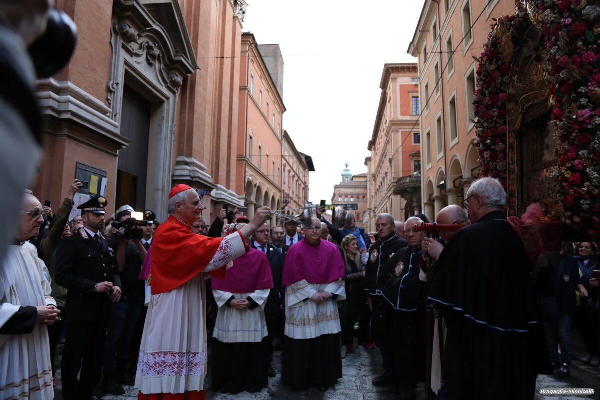 Madonna Di S Luca Bologna Madonna di S. Luca 2023 – Discesa – 04 arrivo in Cattedrale - Chiesa di